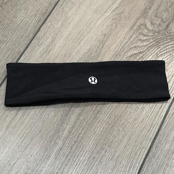 Lulu lemon head bands- brand new with tags - Picture 3 of 6